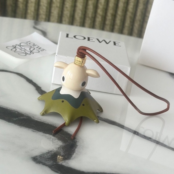 Loewe Accessories - Loewe Green and Cream Bat Key Holder